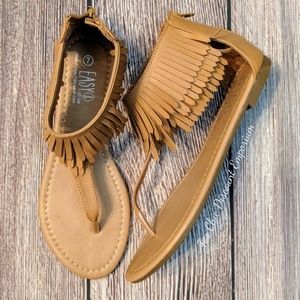Faux leather fringe zip back thong sandals ❤️